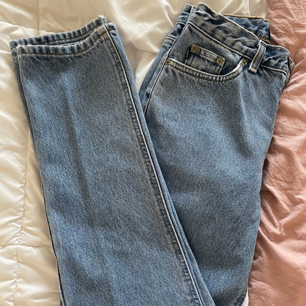 COPY - Vintage high rise Ralph Lauren jeans. Measurements below